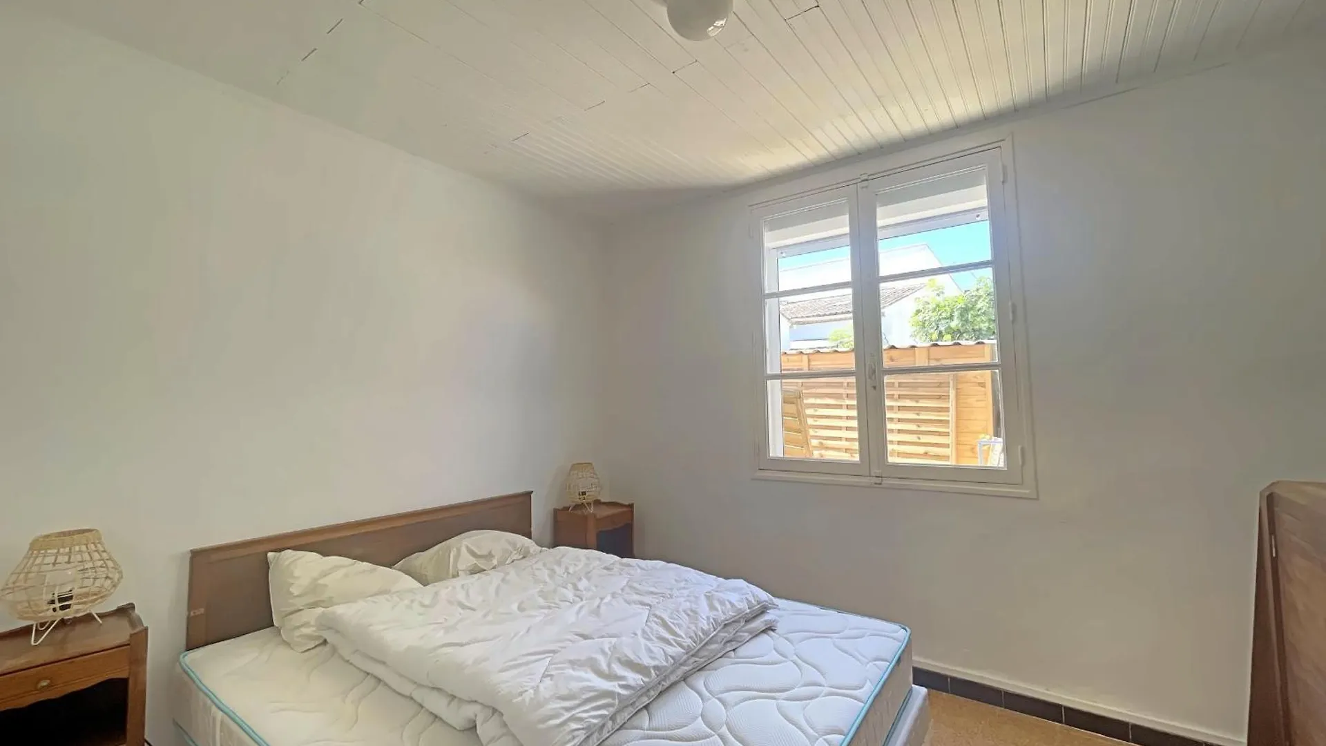 Maison 7 Pers, Jardin, Parking, Animaux Admis - Saintes-Maries-De-La-Mer - Fr-1-475-147 0*,  France